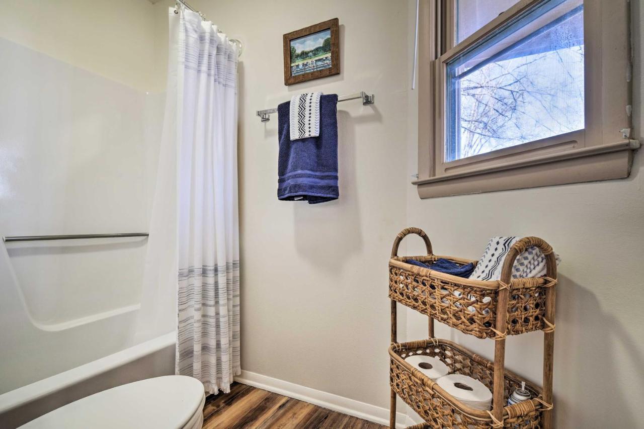 Lake Lure Studio With Private Balcony And Pool Access! Extérieur photo